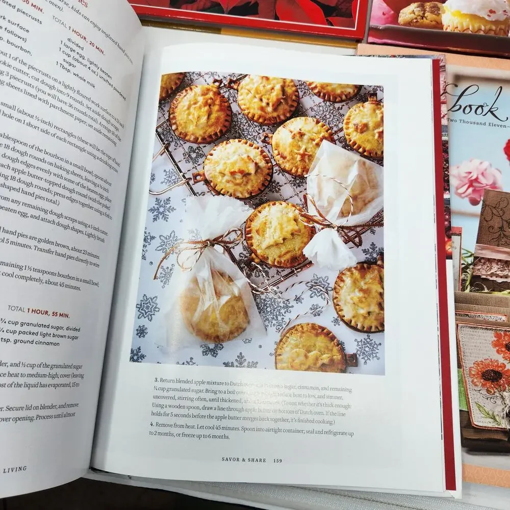 Lot Of 4 Holiday DIY Cookbooks Crafts & Home Decor Ideas Seasonal Bundle Books